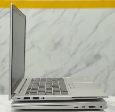 HP EliteBook 845 G8 – Ryzen 7 PRO 5850U, 16 GB RAM, 512 GB SSD, 14″ FHD IPS